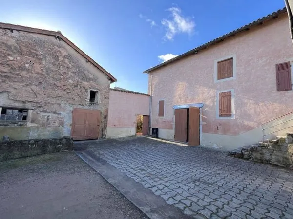 Maison 5 pièces 231 m²