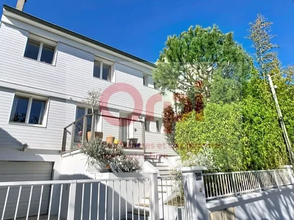 Maison 6 pièces 174 m²