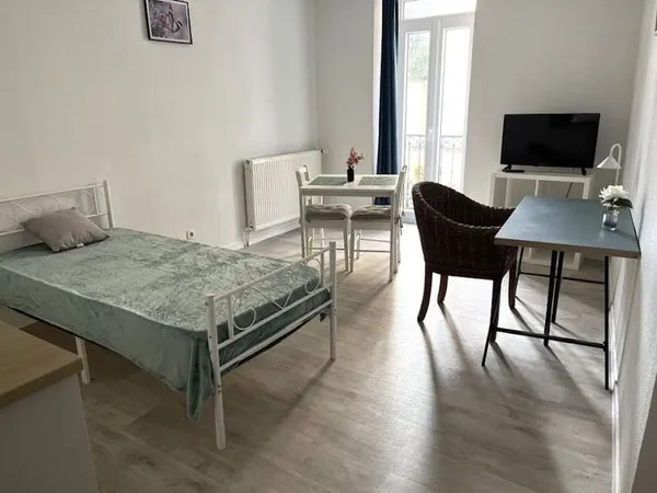 Studio 1 pièce 25 m²