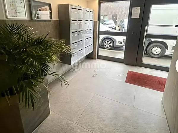 Bien rare idéale investisseur - T3 de 56m2 Traversant