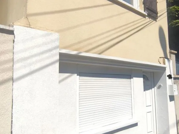 Maison de ville 73m² + cour 10m² - 295000 €/Plateau d'Avron.