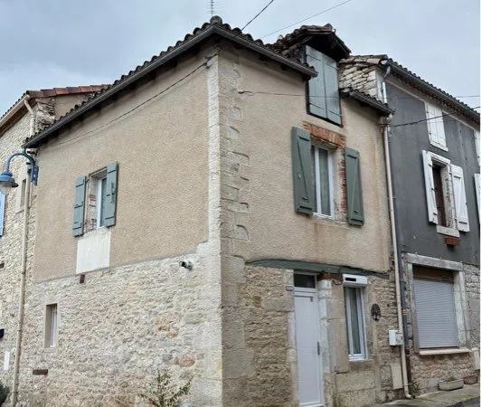 🏡 Maison de village T3 - 75 m²