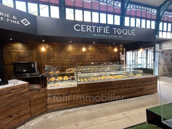 Immeuble commercial