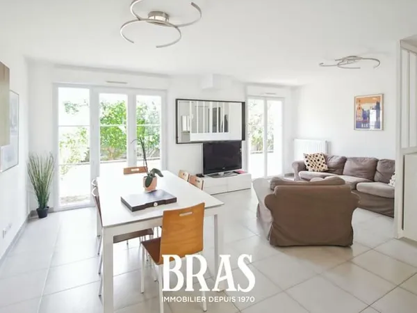 Maison Sautron 5 pièce(s) 115.70 m2