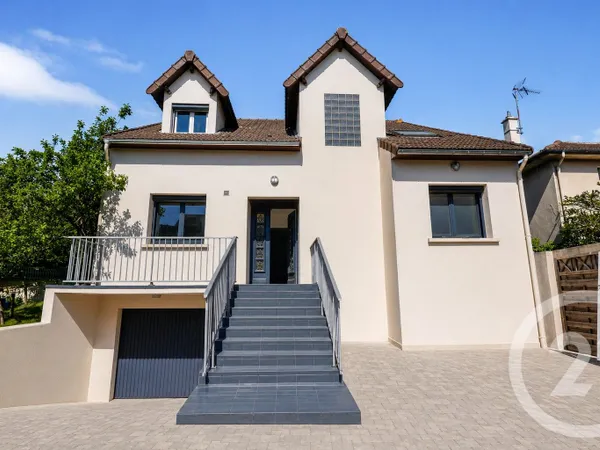 Maison 5 pièces 136 m²