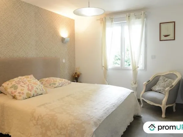 Maison mitoyenne de 140 m2 à BORDEAUX