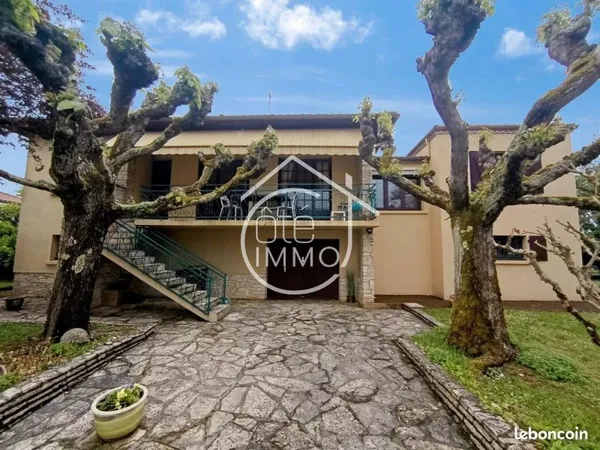 Maison 6 pièces 139 m²