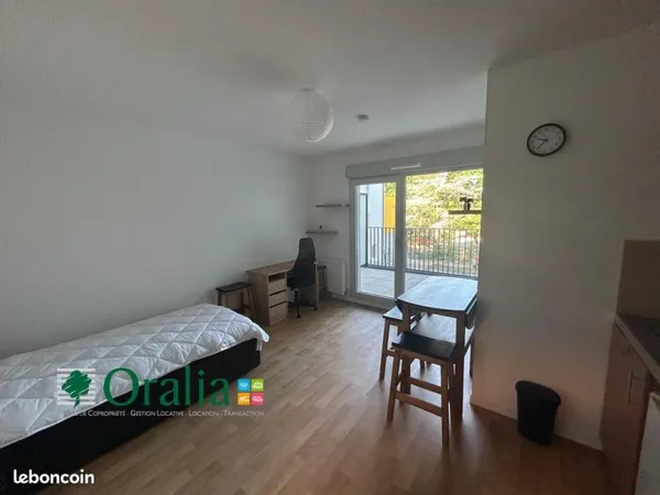 Studio 1 pièce 20 m²