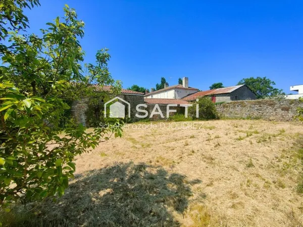 NOUVEAU ! BELLE GRANGE DE 87M² A RENOVER AVEC TERRAIN CONSTRUCTIBLE - CENTRE BOURG