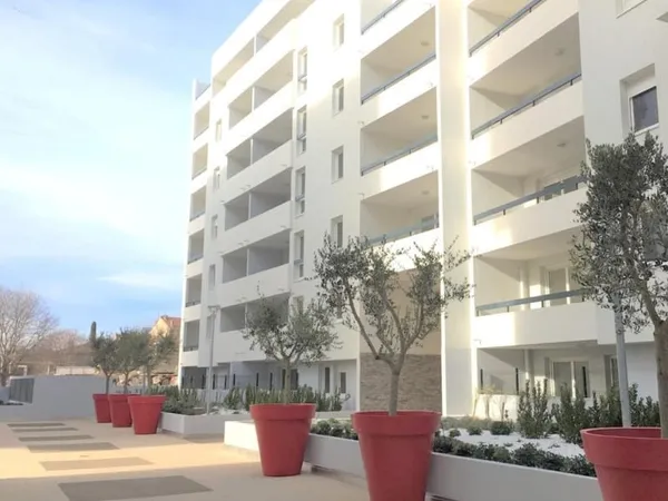 T3 avec balcon et parking à MARSEILLE