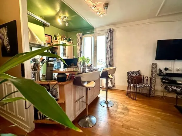Appartement 4 pièces 77 m²