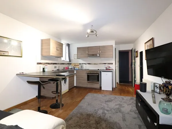 Grand Appartement T2 centre Chaville