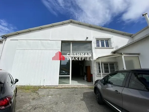 LOCAL D'ACTIVITE à louer