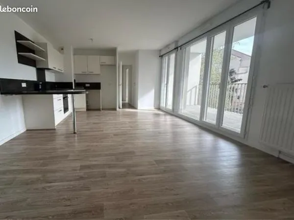 Appartement T3 90m2 avec jardin de 250m2