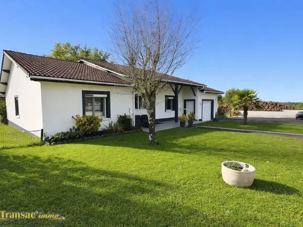 À Néronde sur Dore, villa plain-pied 3 chambres avec terrain
