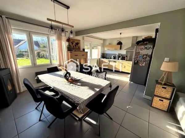 Une maison 3 chambres, combles et garage