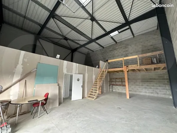 Local 135 m²