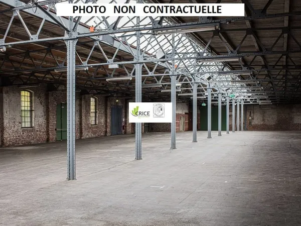 Local commercial 165 m²