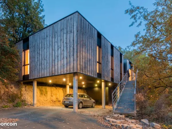 Maison - 5 pièces - 128 m² - Puygouzon