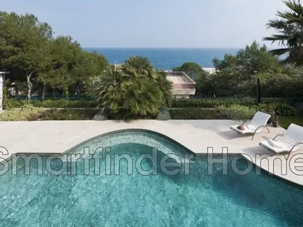 Villa 8 pièces 400 m²