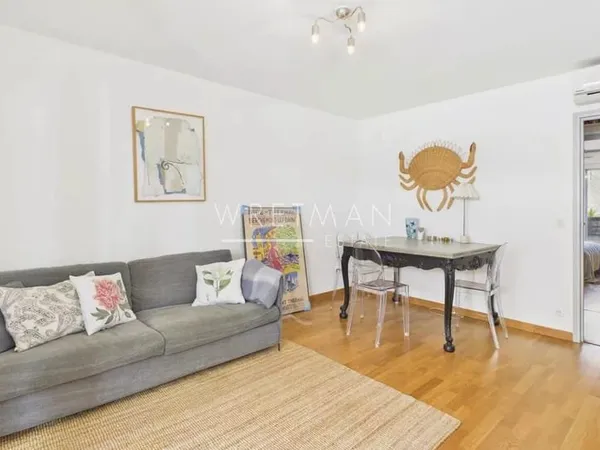 Splendide appartement 2 pièces avec terrasse et loggia - Nice Les Fleurs