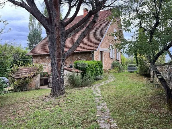 Maison 5 pièces 132 m²