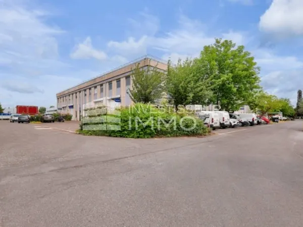 Local d'activité 254 m²