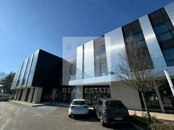Bureaux 110 m²