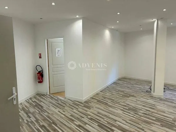 Bureaux 200 m²