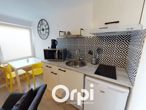 Studio 1 pièce 17 m²