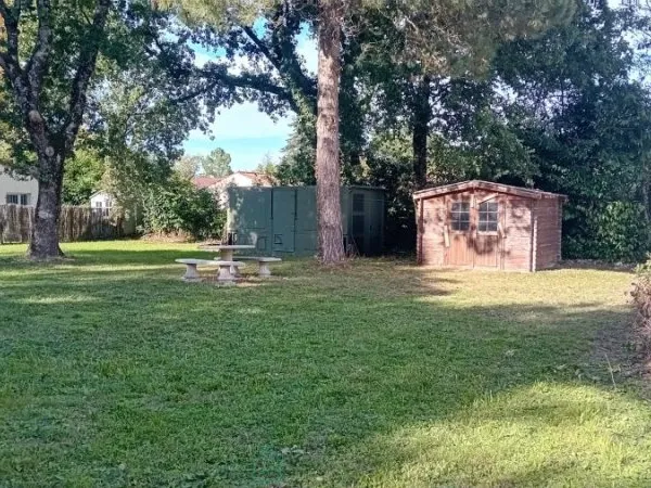Terrain 558 m²