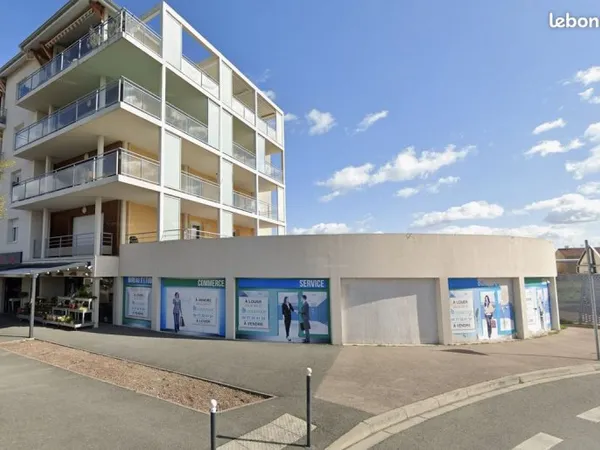 Local commercial 333 m² Le Coteau