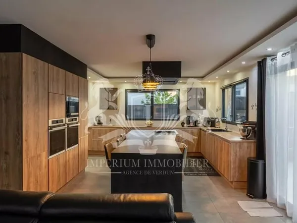 Exceptionnel ! Maison d'Architecte de 2019, Suite Parentale avec Terrasse Privative, Piscine, Presta