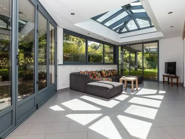 Maison 2 pièces 164 m²