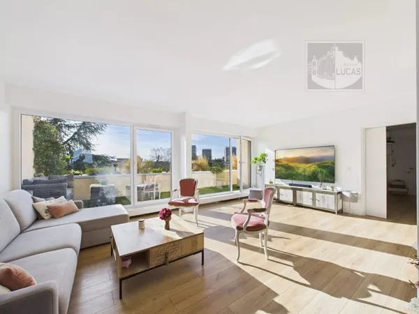 RESIDENCE LES GROS CHENES