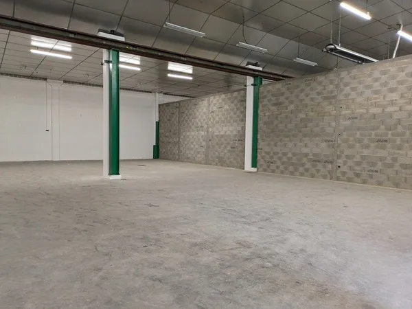 Local/bureau à louer CHAMBERY (73) 242 m²