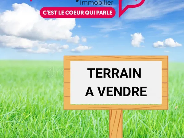 Terrain plat Andrezieux Bourg de 597 m2