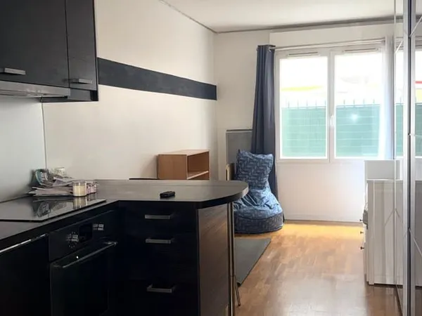 Studio 1 pièce 21 m²