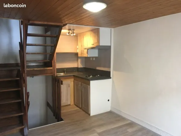 Appartement dans maison individuelle