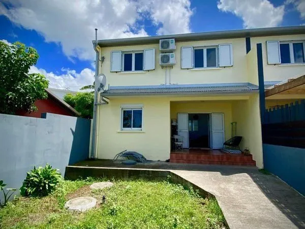 F4 à vendre - Roches Maigres - Saint-Louis (97421)