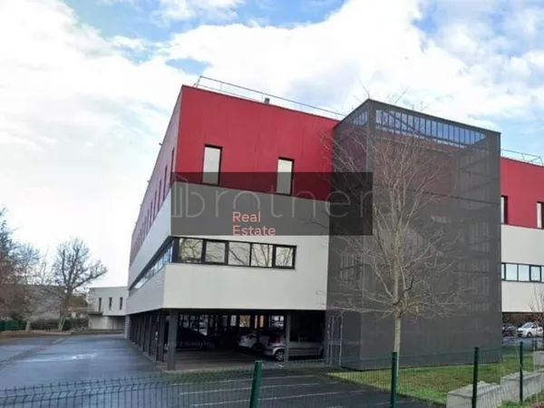 Bureaux 1053 m²
