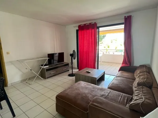 À Kourou, appartement dernier étage à vendre 166400 EUR