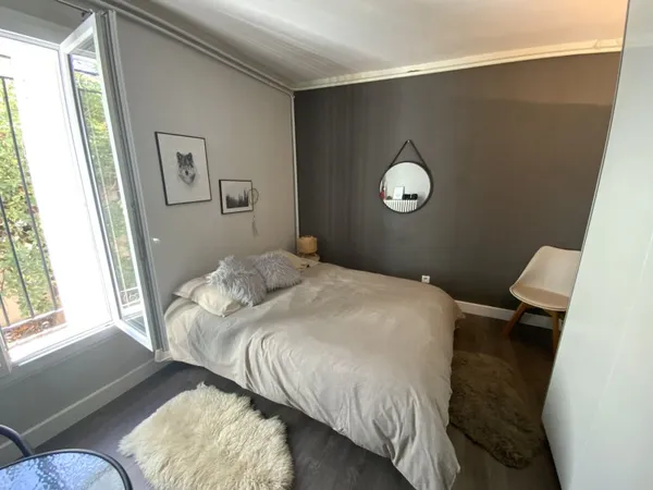 Loue chambre indépendante dans maison - 28m²