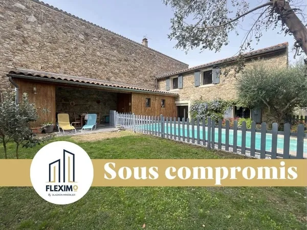 Maison en pierre de 154m2 à Vion