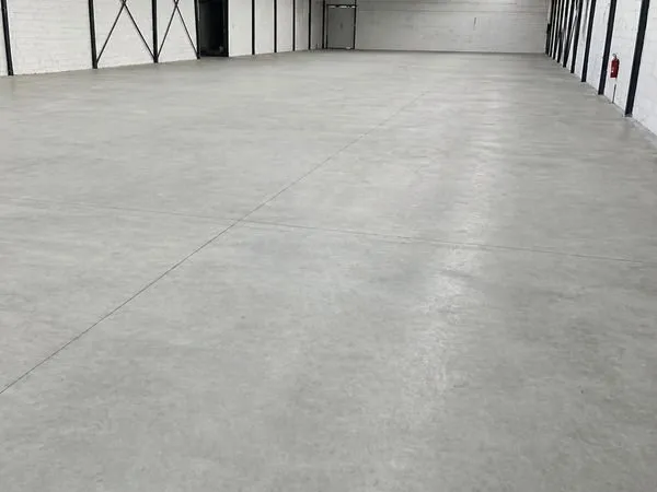 Entrepôt logistique