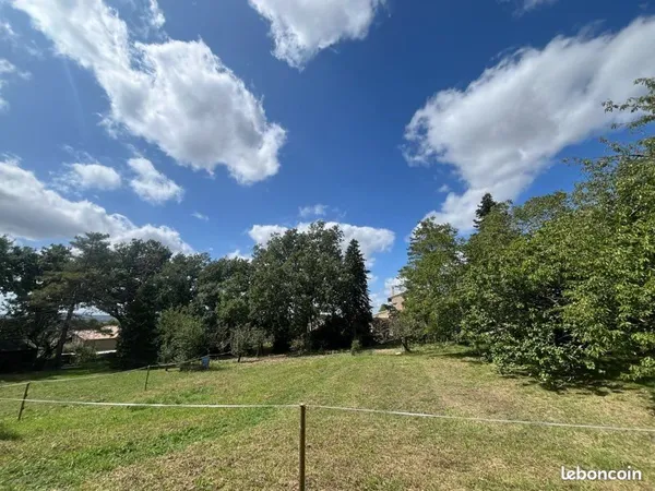 Terrain de 1020 m2