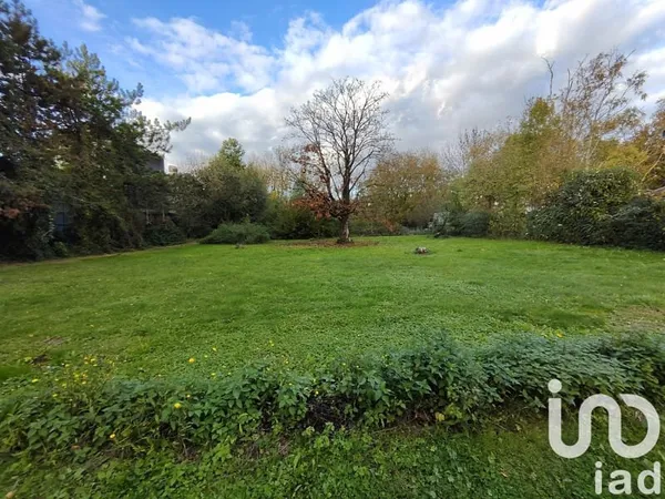 Terrain 3229 m²