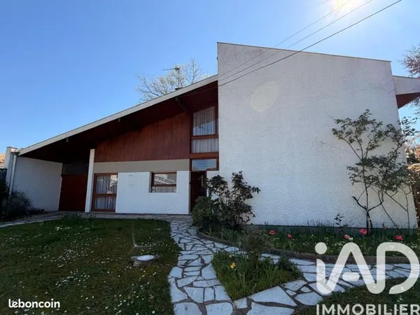 Maison 6 pièces 170 m²