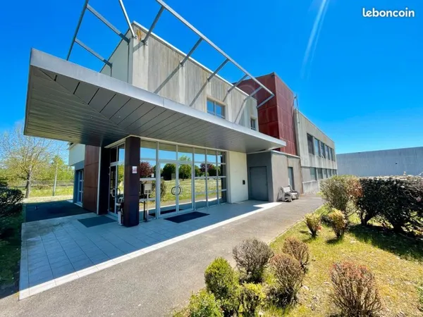 Immeuble 16 pièces 777 m²