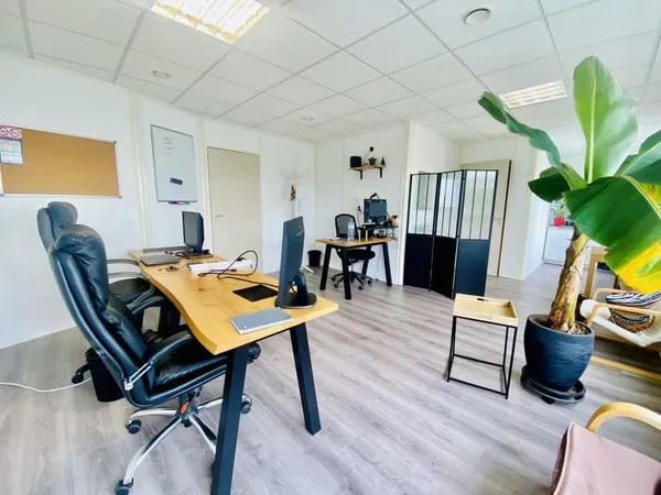 BUREAUX - VALLÉE DES VIGNES - PARKINGS